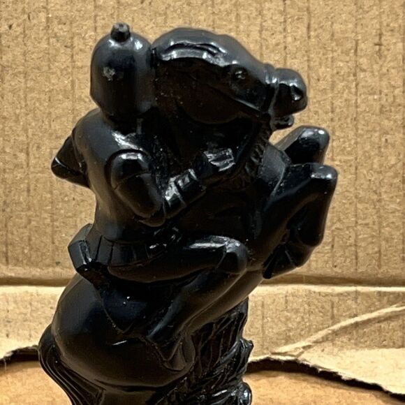 Vintage Black Knight E.S. Lowe Plastic Chess Piece 1 Replacement Part ONLY READ - Picture 5 of 10